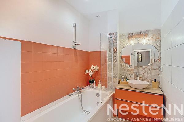 A VENDRE A DRAGUIGNAN SUPERBE APPARTEMENT T3 SPACIEUX de 100 m² en centre ville