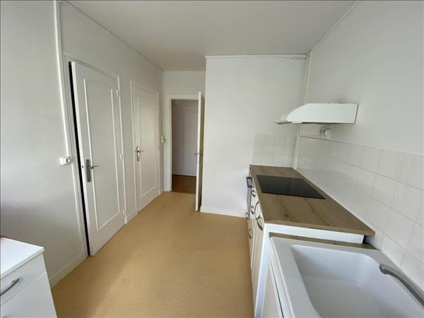 Appartement à louer 614 € CC LIMOGES 4 p 59 m² DPE E