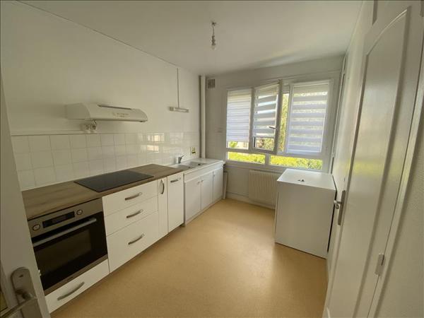 Appartement à louer 614 € CC LIMOGES 4 p 59 m² DPE E