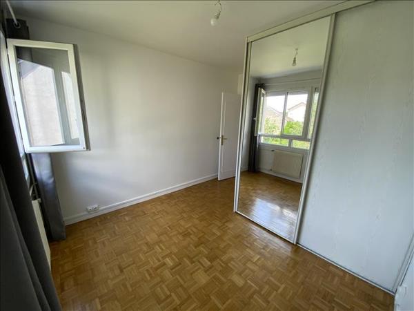 Appartement à louer 614 € CC LIMOGES 4 p 59 m² DPE E