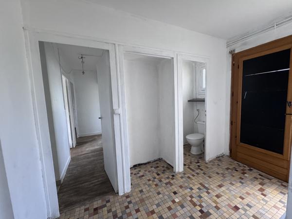 Maison à rénover proche de toutes les commodités