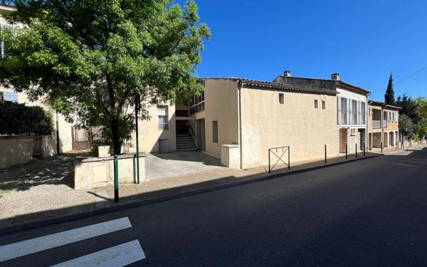 Maison à vendre    6 pièces • 180 m2 Barbentane