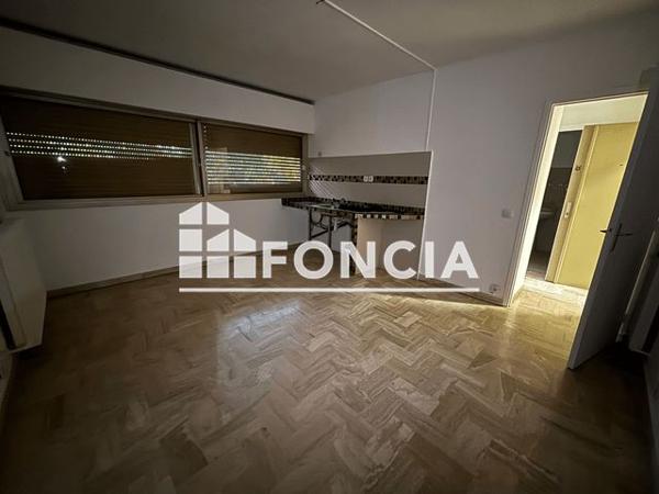 Location Studio 30.57 m² - LE TRIDENT Cannes La Bocca 06150