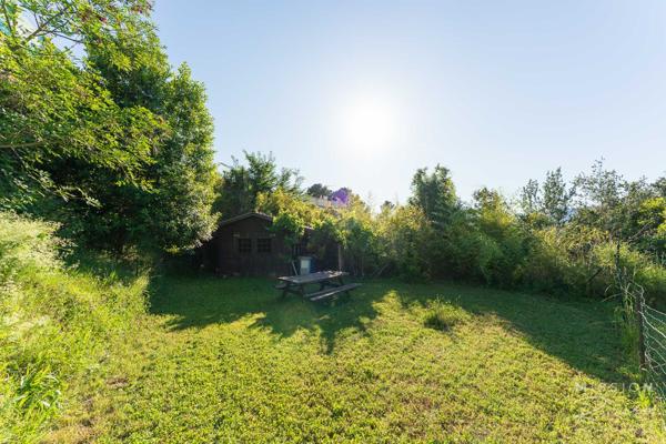 Nice (06200) Villa de 6 chambres dans les collines de Fabron, à Nice, avec piscine, garage et annexe