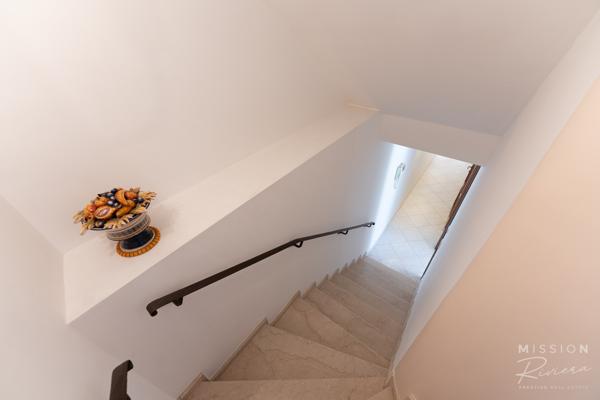 Nice (06200) Villa de 6 chambres dans les collines de Fabron, à Nice, avec piscine, garage et annexe