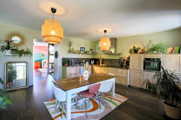 Maison de ville, 165 m², 4 chambres, local commercial