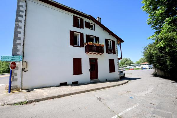 Maison de ville, 165 m², 4 chambres, local commercial