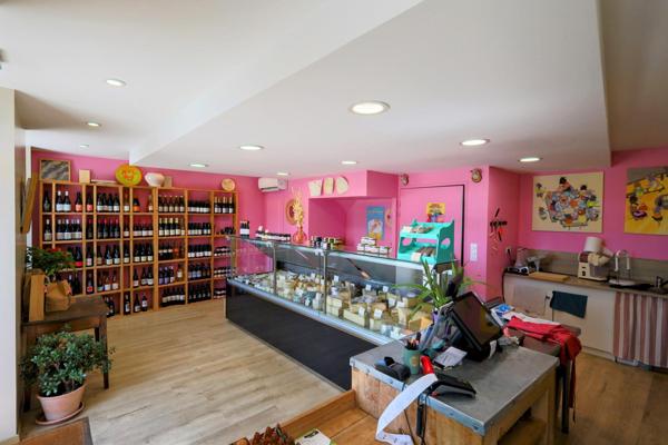 Maison de ville, 165 m², 4 chambres, local commercial