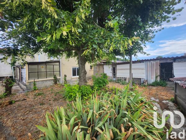 House for sale 3 rooms 78 m² Le Puy-Notre-Dame