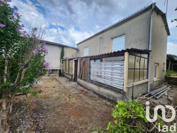 House for sale 3 rooms 78 m² Le Puy-Notre-Dame