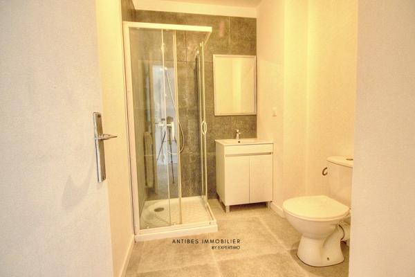 Antibes Studio 26 m2 Parking Cave