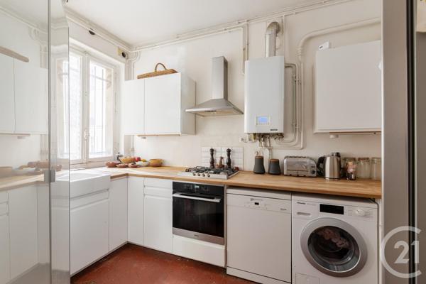 Appartement F4 à vendre  4 pièces - 103,11 m 2   PARIS  - 75009