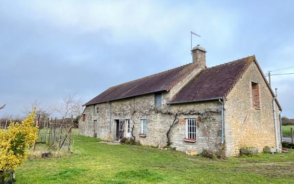 Maison à vendre    2 pièces •  Semallé