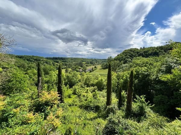 Vente maison 180 m² 8 Pièces Montaigu-de-Quercy