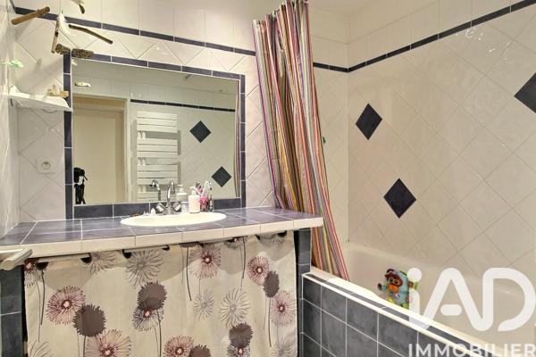 Appartement à vendre 5 pièces 119 m² Le Beausset