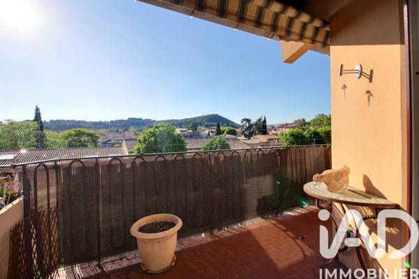 Appartement à vendre 5 pièces 119 m² Le Beausset