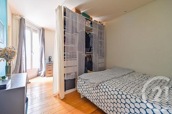 Appartement Studio à vendre  1 pièce - 21,90 m 2   PARIS  - 75007
