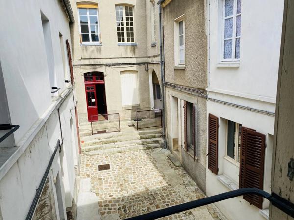 Immeuble à usage mixte