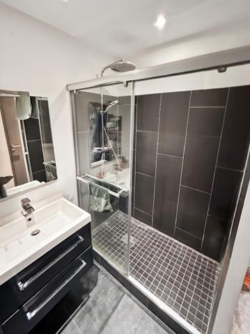 Appartement Asnieres Sur Seine 2 pièces 41.81 m2