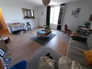 Appartement à louer 2 pièces 50.98m² Le Mans (72000)