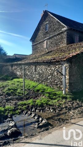 Maison de campagne 7 pièces de 150 m² à Rieupeyroux (12240)
