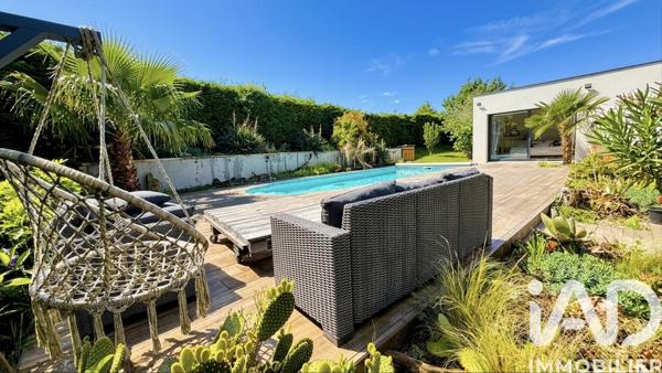 Maison à vendre 5 pièces 170,35 m² Sainte-Eulalie