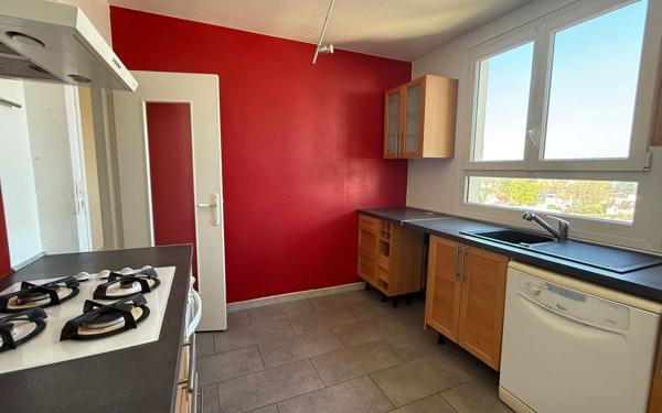 Appartement à vendre    3 pièces • 74,02 m2 Orléans