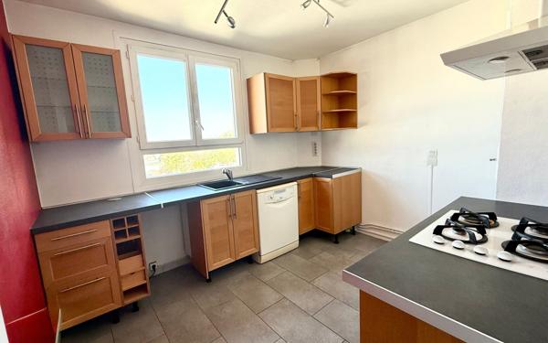 Appartement à vendre    3 pièces • 74,02 m2 Orléans