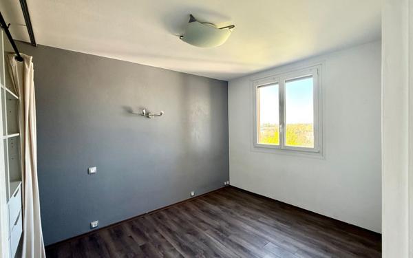 Appartement à vendre    3 pièces • 74,02 m2 Orléans