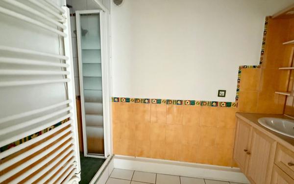 Appartement à vendre    3 pièces • 74,02 m2 Orléans