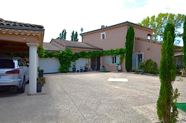 Maison Montboucher Sur Jabron 7 pièce(s) 205 m2