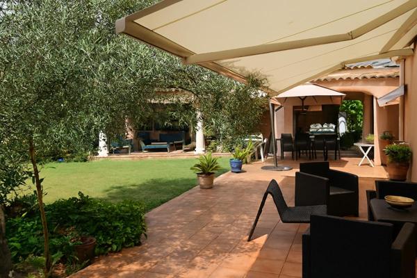 Maison Montboucher Sur Jabron 7 pièce(s) 205 m2