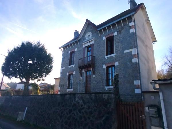 Maison à BOSMIE L'AIGUILLE (87110)