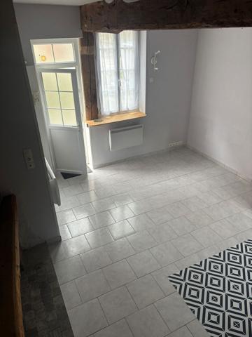 MAISON A LOUER A ORBEC