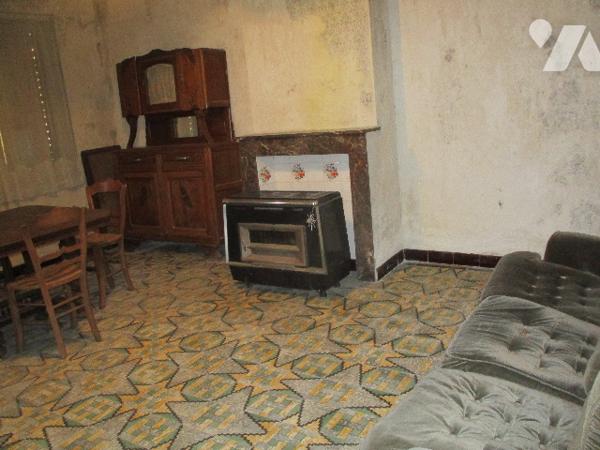 HELFAUT : maison individuelle avec cour et bâtiment