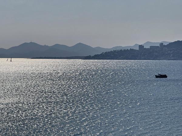 Appartement 3 pièces lumineux avec vue mer à Juan-les-Pins