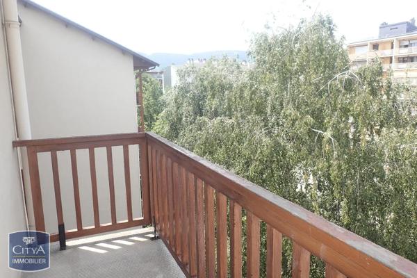 Appartement à louer 2 pièces 28.13m² Chambéry (73000)