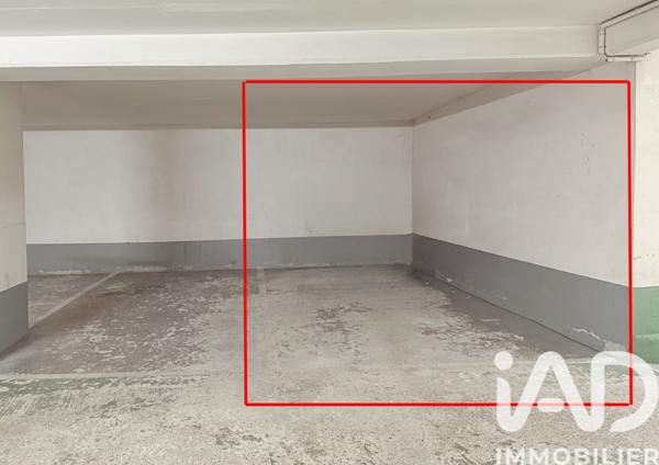 Parking à vendre 25 m² Paris 11