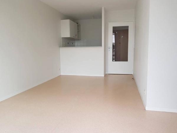 Type 2 avec balcon et garage