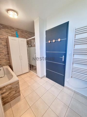 MAISON COMTEMPORAINE A MONNAIE 5 PIECES 123 m2 AVEC GARAGE ET JARDIN CLOS