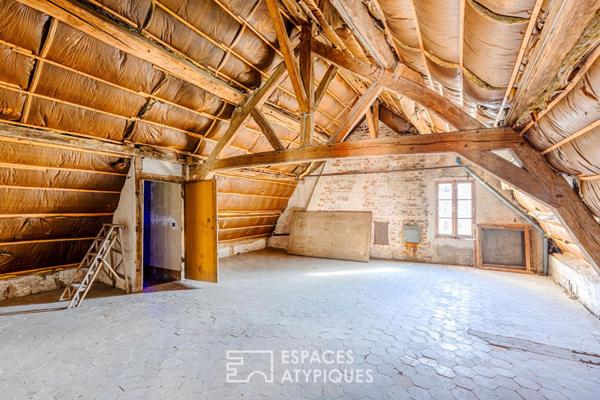 La belle endormie de Luzarches : propriété unique du XIX -ème, à réinventer au coeur de ville