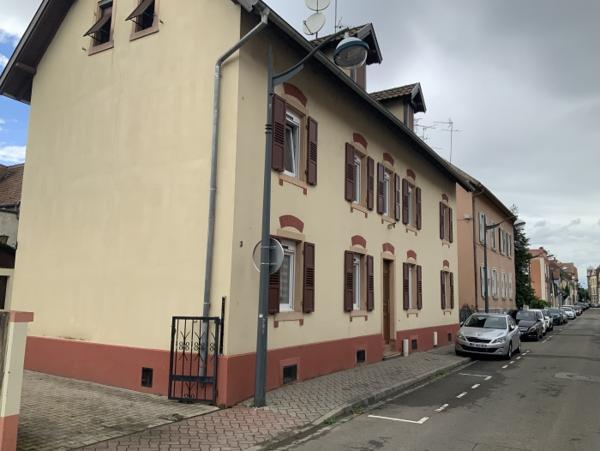 Location Appartement meublé 2 pièces Bischheim (67800) - AU CALME ET PROCHE COMMERCES