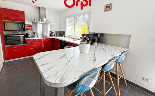 Maison à vendre    5 pièces • 100 m2 Dollon