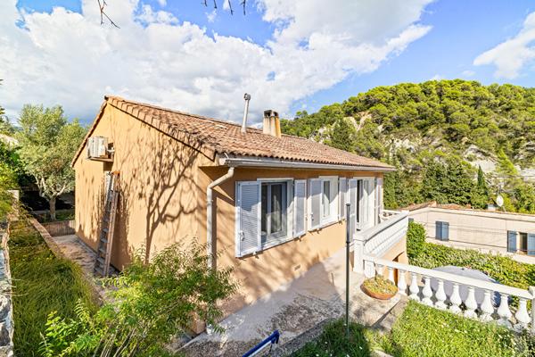 EXCLUSIVITE CONTES LA VERNEA - VILLA DE 132 M² 5 PIECES - TERRAIN 500 M² - GARAGE - PARKING