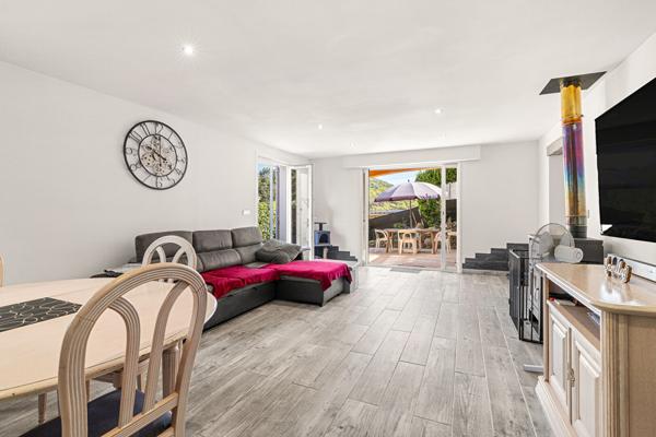 EXCLUSIVITE CONTES LA VERNEA - VILLA DE 132 M² 5 PIECES - TERRAIN 500 M² - GARAGE - PARKING