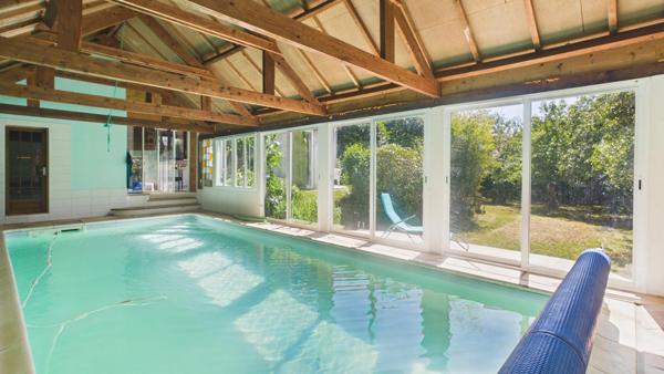 Maison familiale avec piscine au Poinçonnet