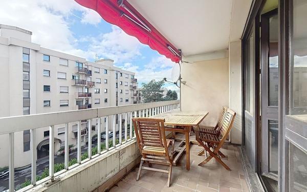 Appartement à vendre    3 pièces • 78 m2 Annemasse