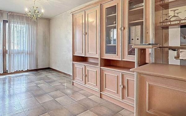 Appartement à vendre    3 pièces • 78 m2 Annemasse