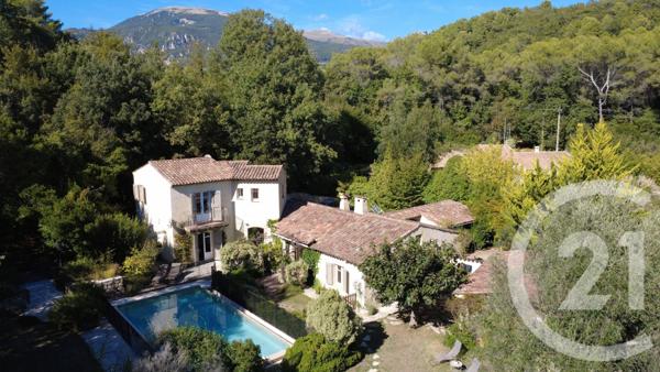 Maison à vendre  5 pièces - 176 m2 ROQUEFORT LES PINS - 06