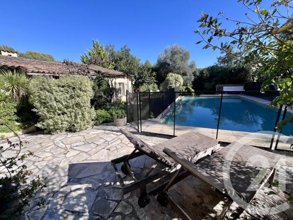 Maison à vendre  5 pièces - 176 m2 ROQUEFORT LES PINS - 06